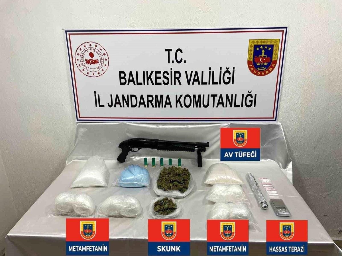 Bandırma'da uyuşturucu operasyonunda 6 kişi yakalandı