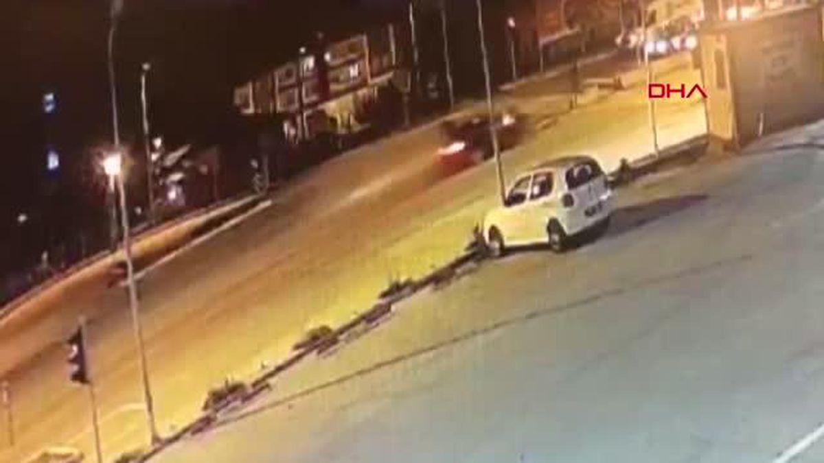 ÇANKIRI'DA 1 KİŞİNİN ÖLDÜĞÜ 5 KİŞİNİN YARALANDIĞI KAZA GÜVENLİK KAMERASINDA