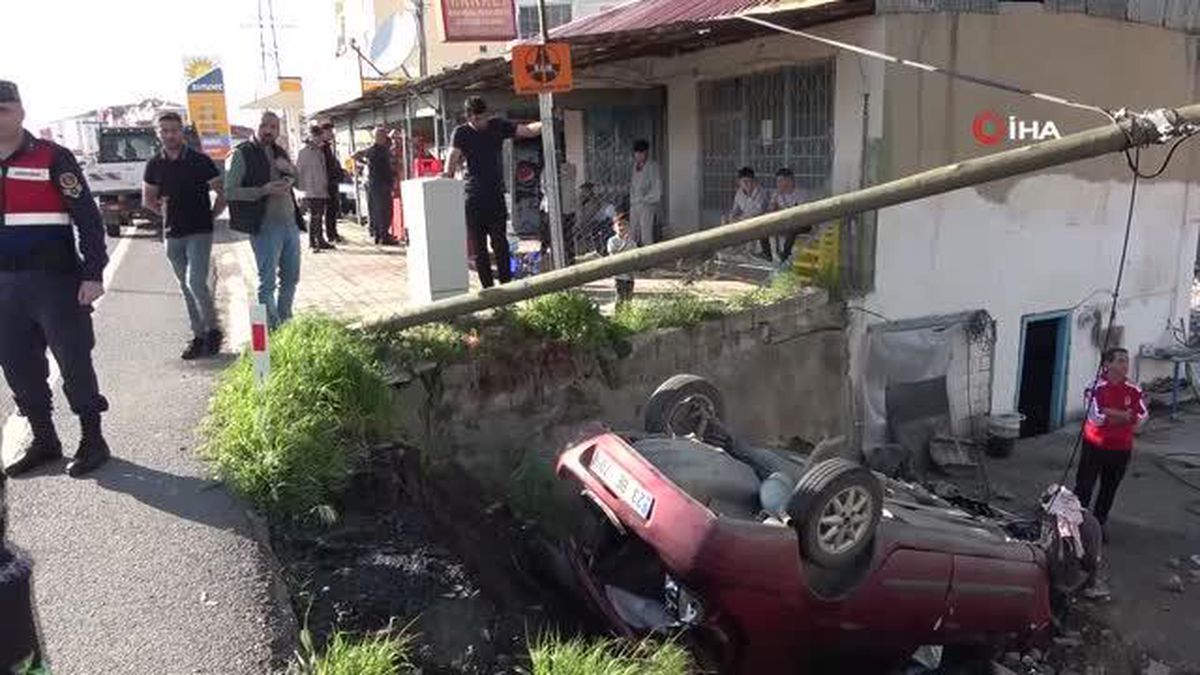 Elazığ'da otomobil bahçeye uçtu: 5 yaralı