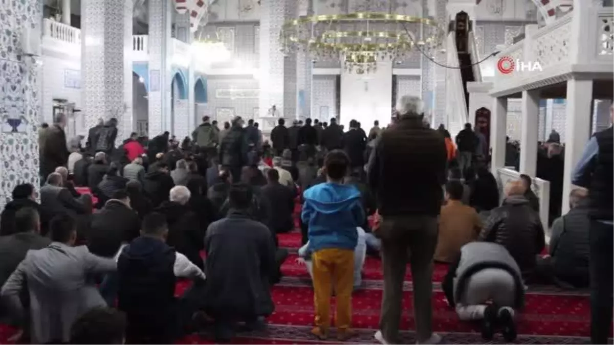 Iğdır'da buruk bayram namazı