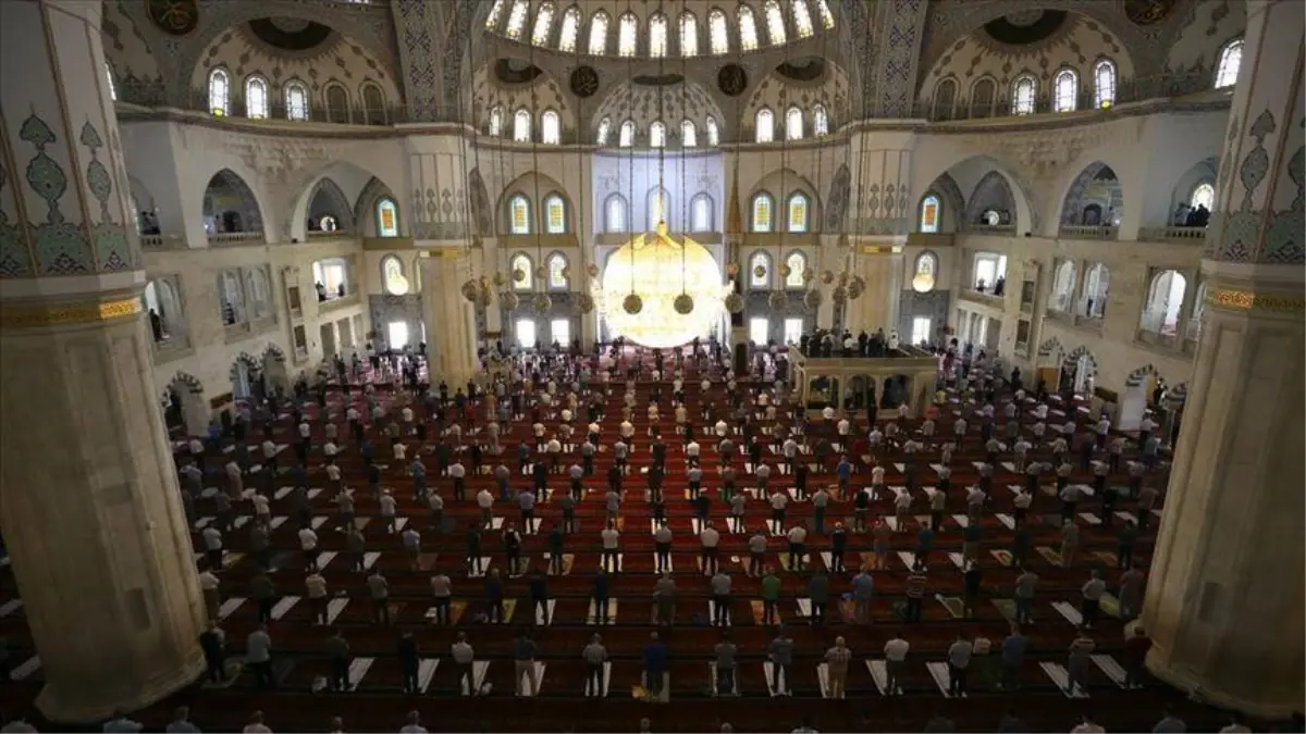 Kırklareli bayram namazı saat kaçta? 2023 Kırklareli bayram namazı ne zaman? Kırklareli Ramazan Bayramı namaz saati!