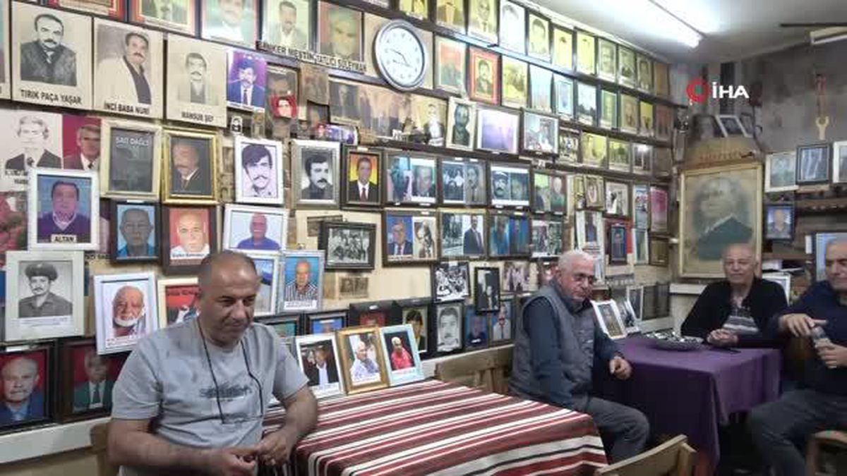 Ölüler Kıraathanesi'nde buruk bayramlaşma