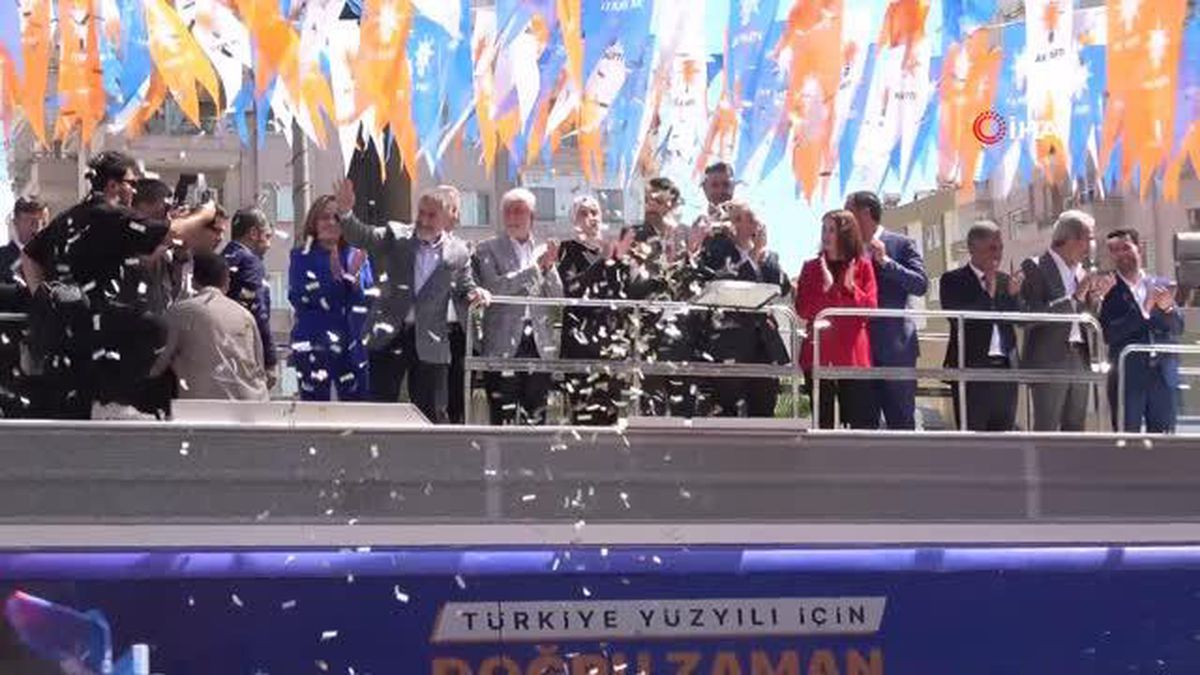 Bakan Nebati: 'Hızlı tren ile Gaziantep'e 2 saat 15 dakikada gideceğiz'