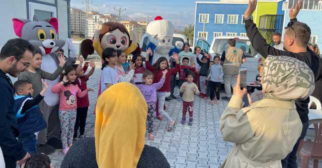 Bayram Seninle Güzel