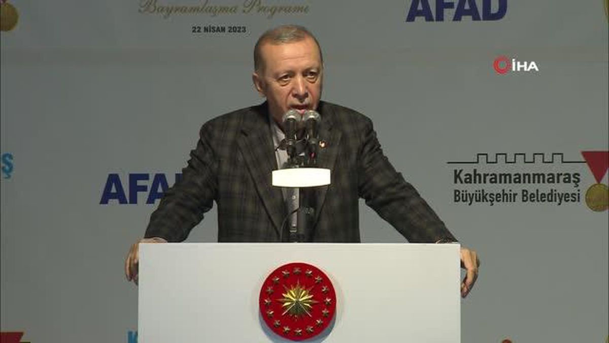 Cumhurbaşkanı Erdoğan: 'Depremin 75'inci gününde 105 binin üzerinde kalıcı konutun yapım sürecine start verdik'