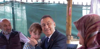 Cumhurbaşkanı Yardımcısı Oktay'dan ilk Afrin şehidinin ailesine bayram ziyareti