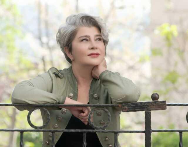 Devrim Yakut, Camdaki Kız dizisinden ayrılarak Behzat Ç.'nin kadrosuna dahil oluyor Devrim Yakut, Camdaki Kız dizisinden ayrılarak Behzat Ç.'nin kadrosuna dahil oluyor