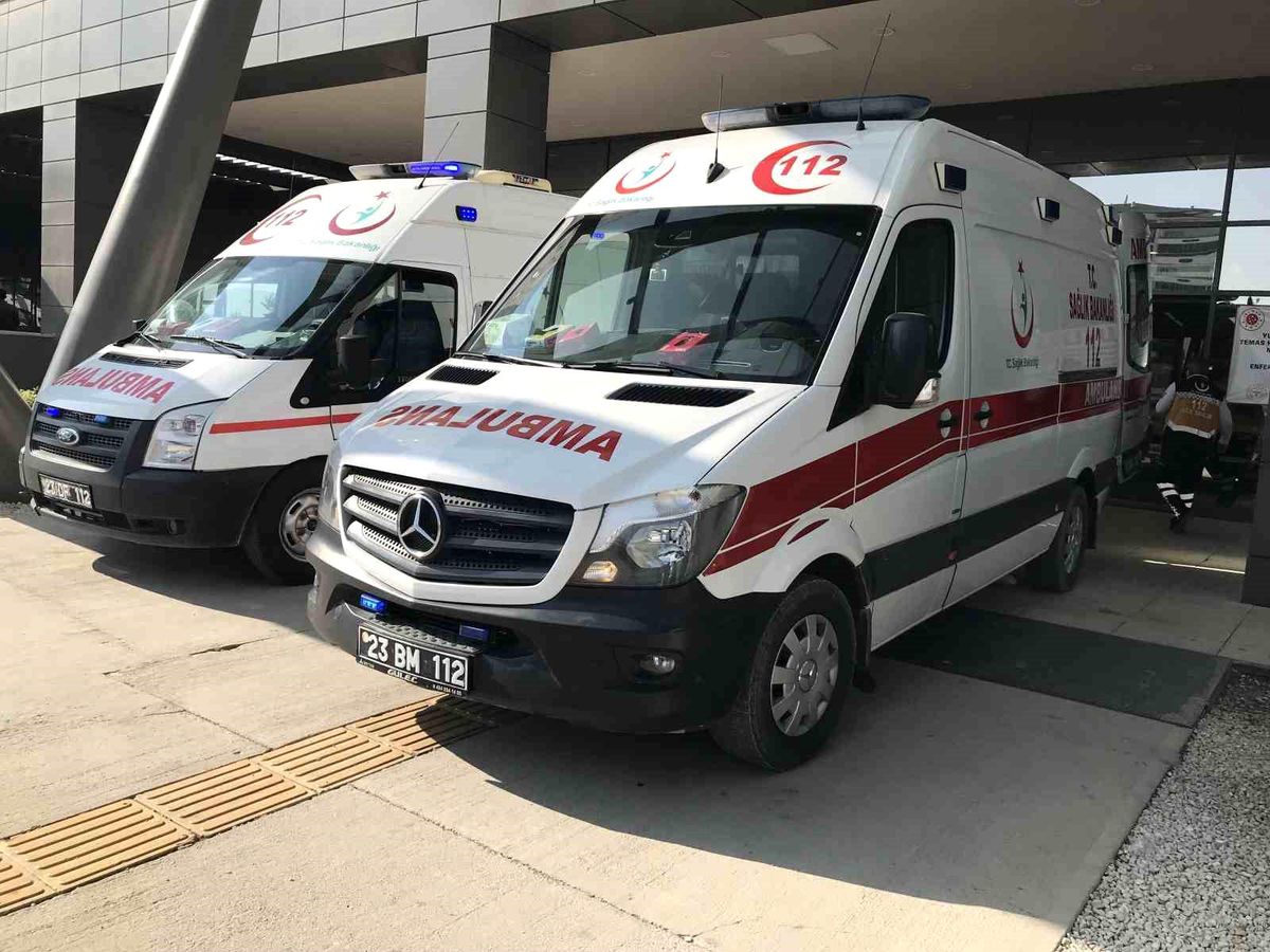 Elazığ'da arazi anlaşmazlığı kanlı bitti: 4 yaralı