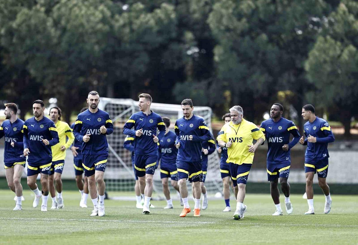 Fenerbahçe, İstanbulspor maçı hazırlıklarını sürdürdü