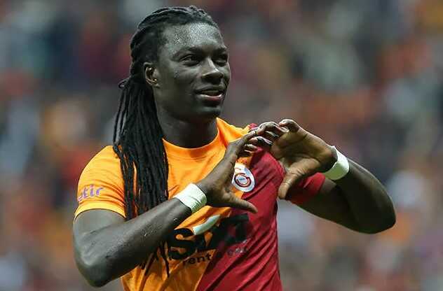 Galatasaray, Gomis'ten haber bekliyor! Futbolu bırakırsa yeni işi hazır Galatasaray, Gomis'ten haber bekliyor! Futbolu bırakırsa yeni işi hazır