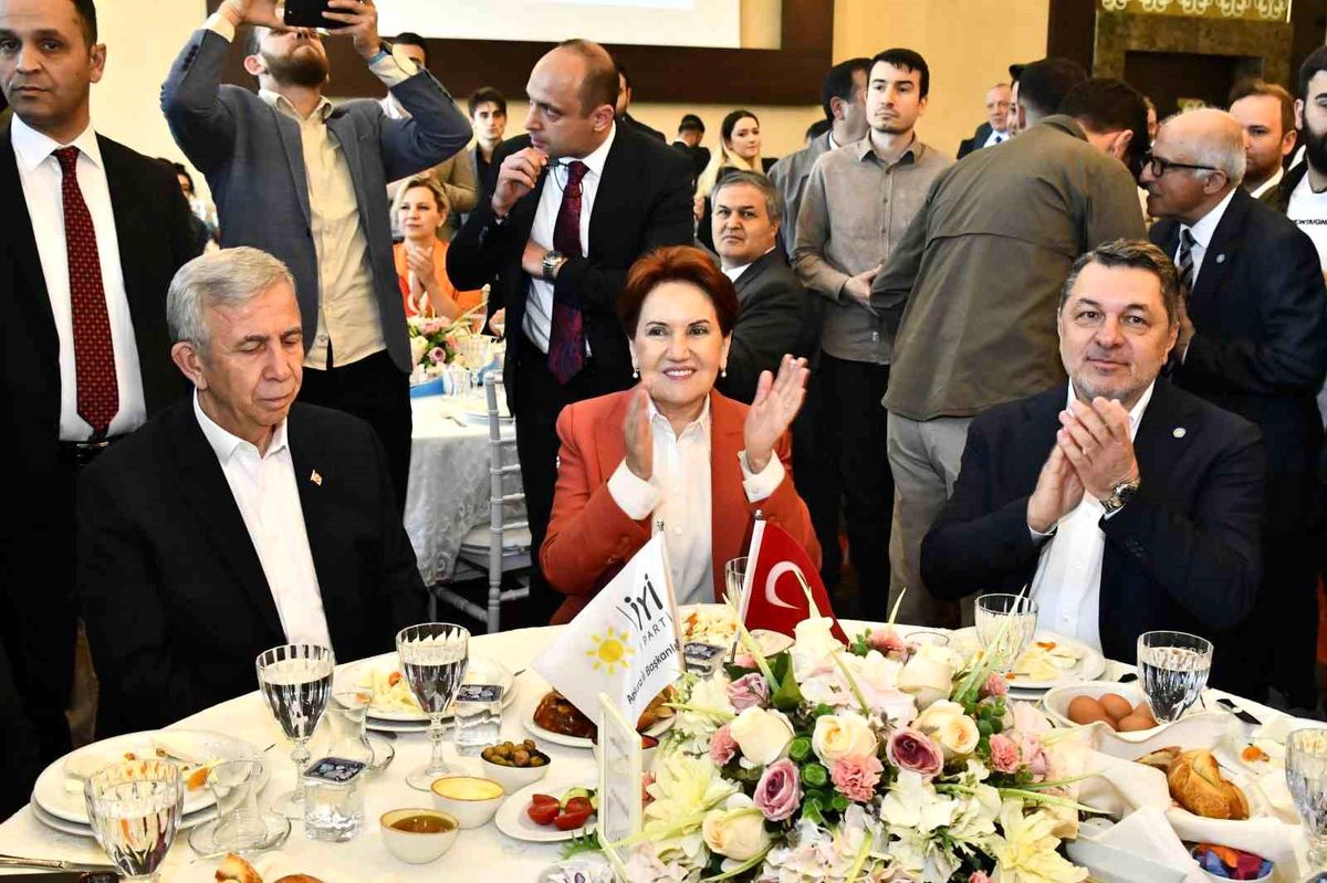 İYİ Parti Genel Başkanı Akşener: 'Ben başbakan olmayı hedef seçtim'