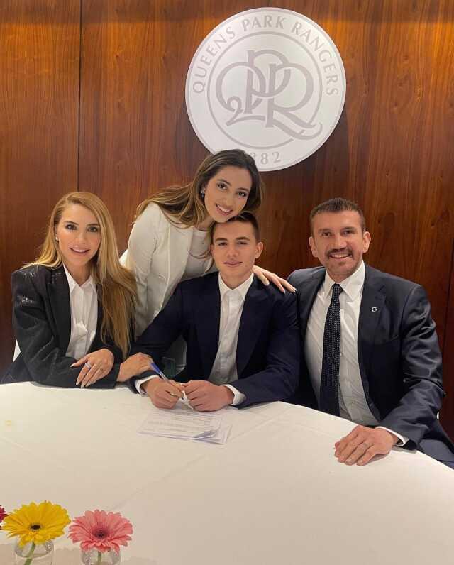 Rüştü Reçber'in oğlu Burak'tan bomba imza! İngiltere'nin en köklü kulüplerinden birine gitti