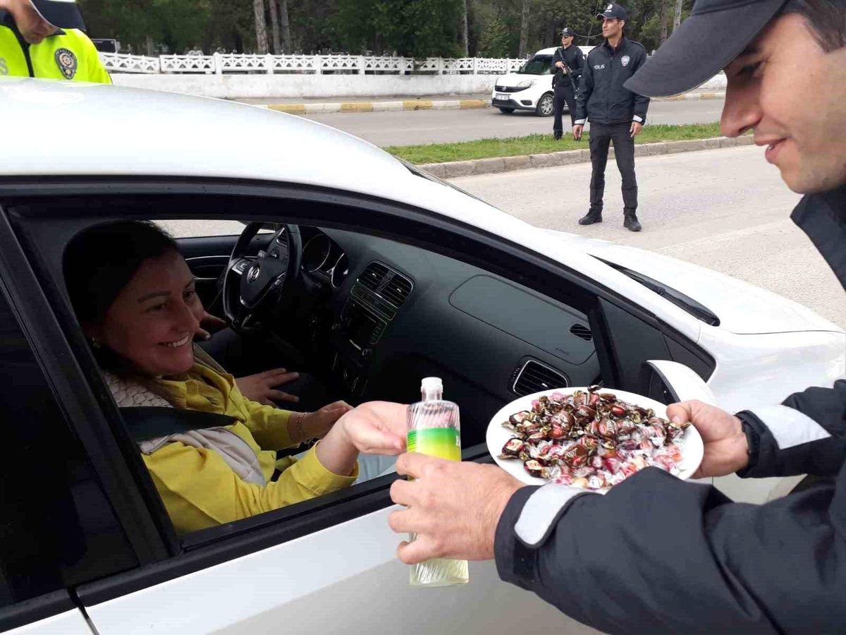 Uzunköprü'de 'Bayramınız kemerli olsun' denetimi yapıldı