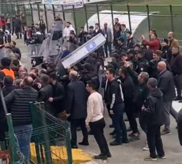 AK Parti'nin eski bakanı Faruk Çelik'e aday olduğu şehirde soğuk duş! Taraftarlar 'Dışarı' diye bağırdı