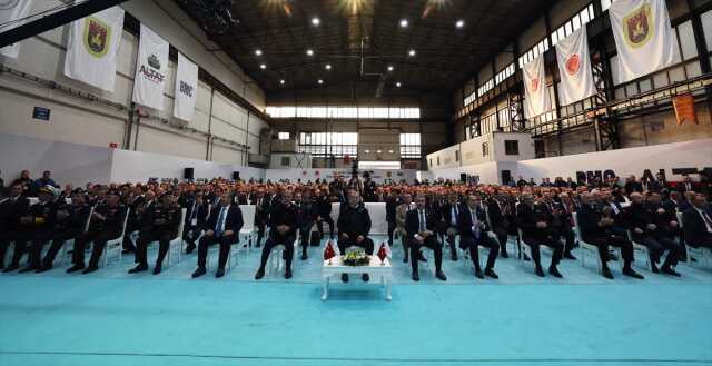 Altay tankının TSK'ya teslim töreninde Cumhurbaşkanı Erdoğan'dan 'Katar'a sattık' eleştirilerine yanıt: Adamın hayatı yalan
