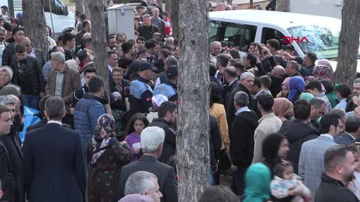 BAKAN KURUM: 'YARISI BİZDEN' KAMPANYASI İLE İSTANBUL'U DEPREME HAZIRLIYORUZ