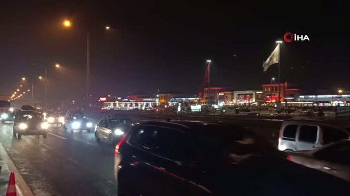 Bayram tatili dönüşünde Bolu'da yoğun trafik