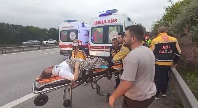 Bayram tatili için yola çıkan minibüs TEM'de şarampole devrildi! Akraba olan 13 yolcu yaralandı