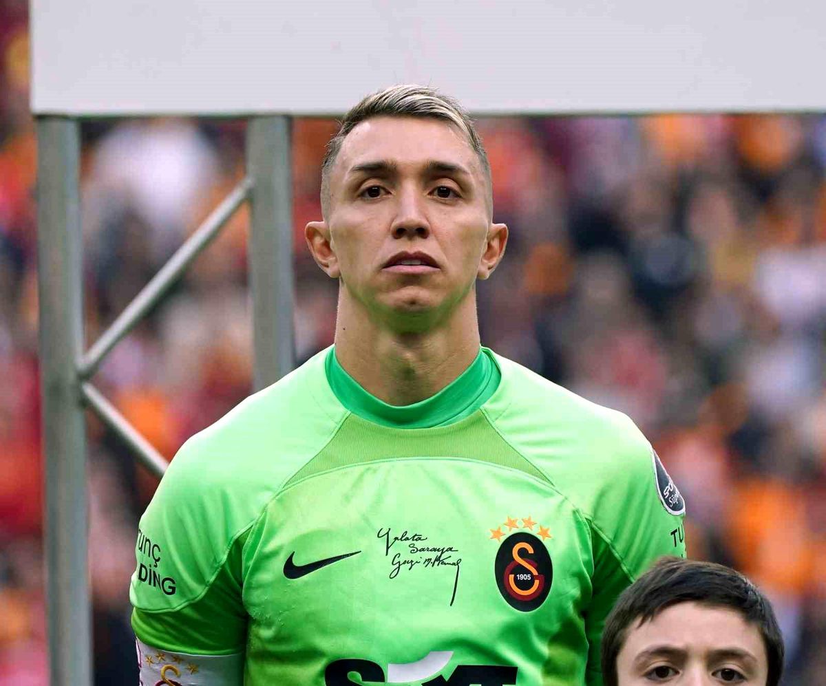 Fernando Muslera 450. maçına çıktı