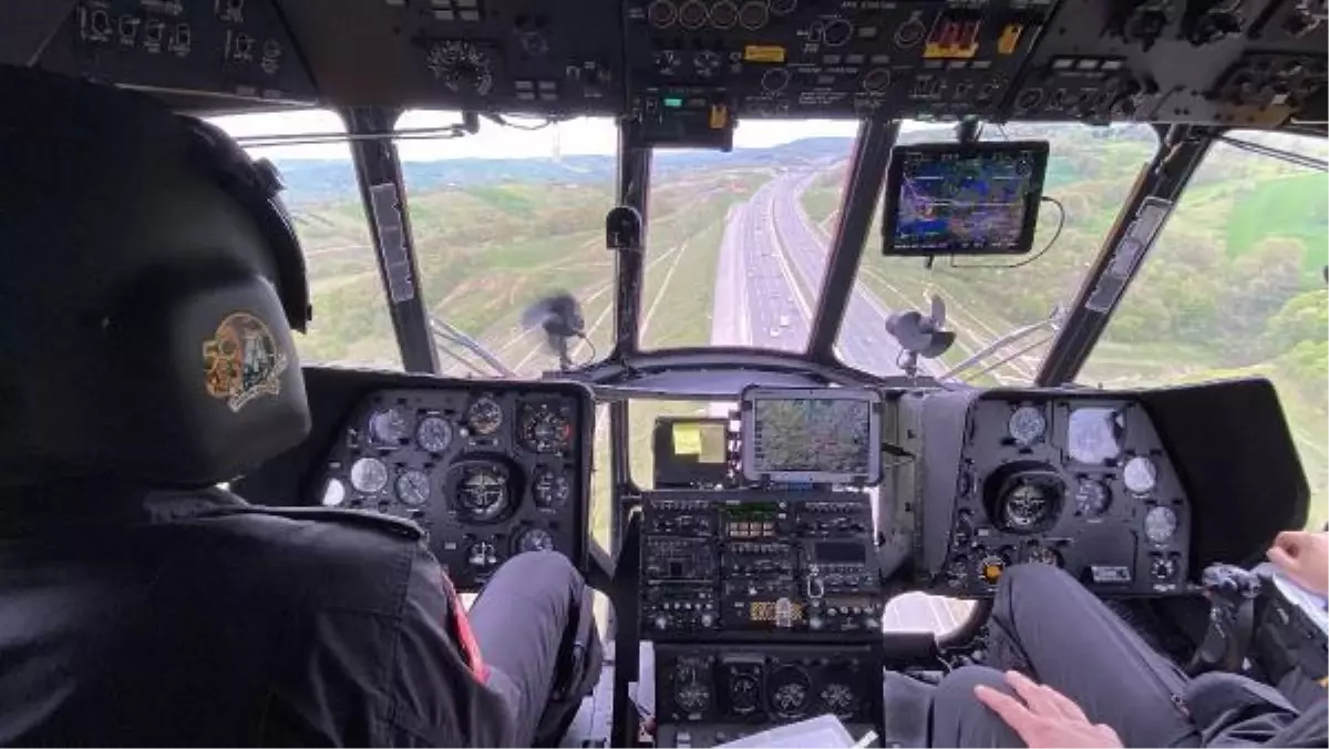 Kocaeli'de jandarmadan helikopterli trafik denetimi