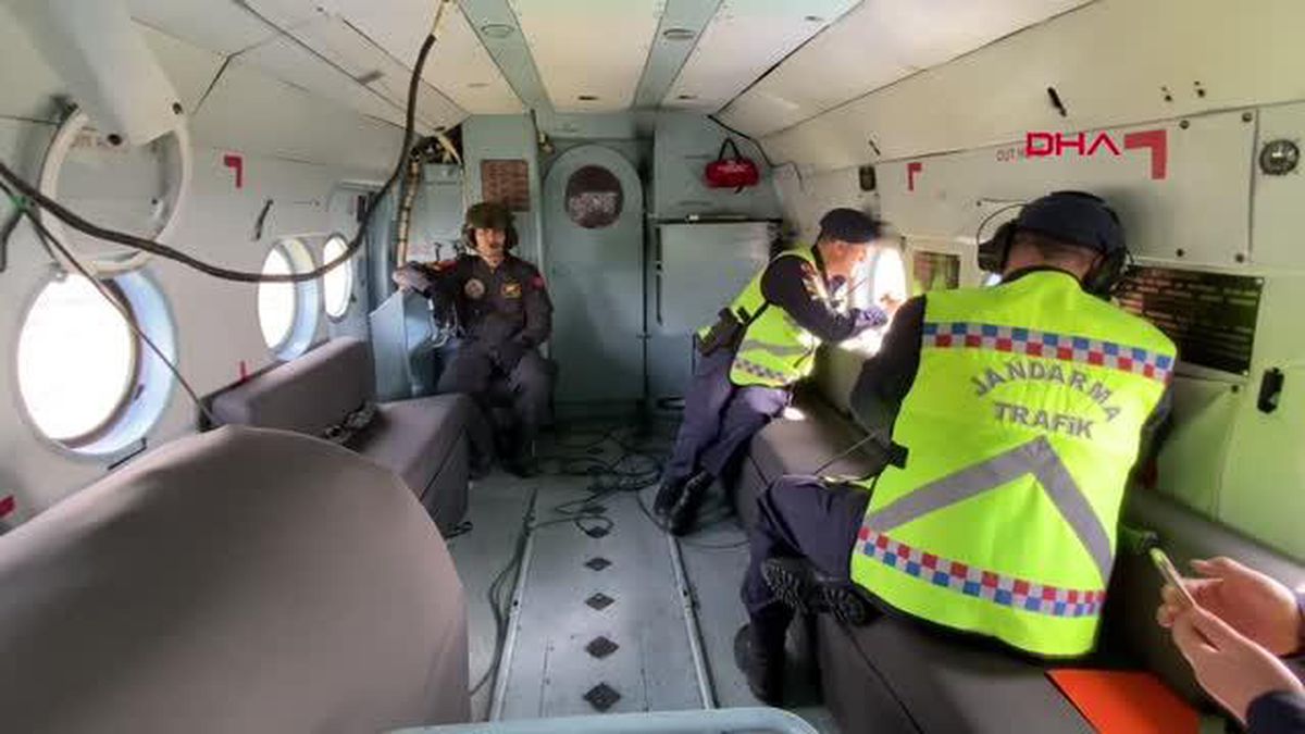 KOCAELİ'DE JANDARMADAN HELİKOPTERLİ TRAFİK DENETİMİ