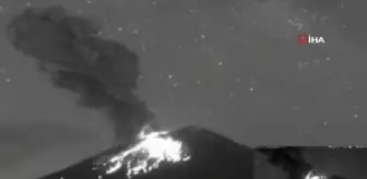 Meksika'daki Popocatepetl Yanardağı'nda son 24 saatte 9 patlama