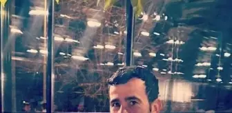 Refüjdeki reklam panosuna çarpan motosikletteki 2 kişi öldü