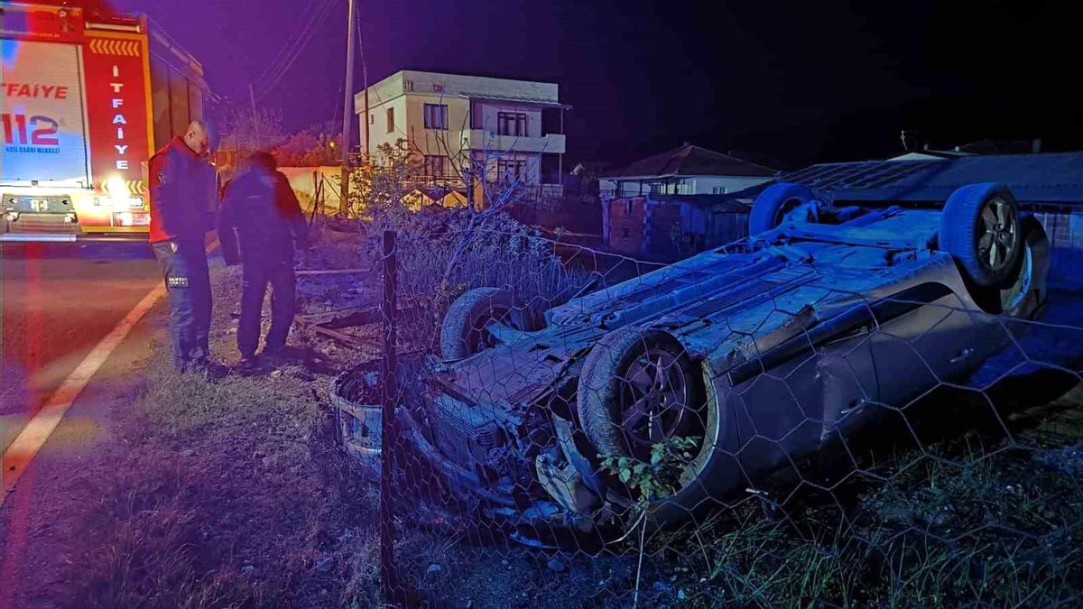 Susurluk'ta takla atan otomobilin sürücüsü yaralandı