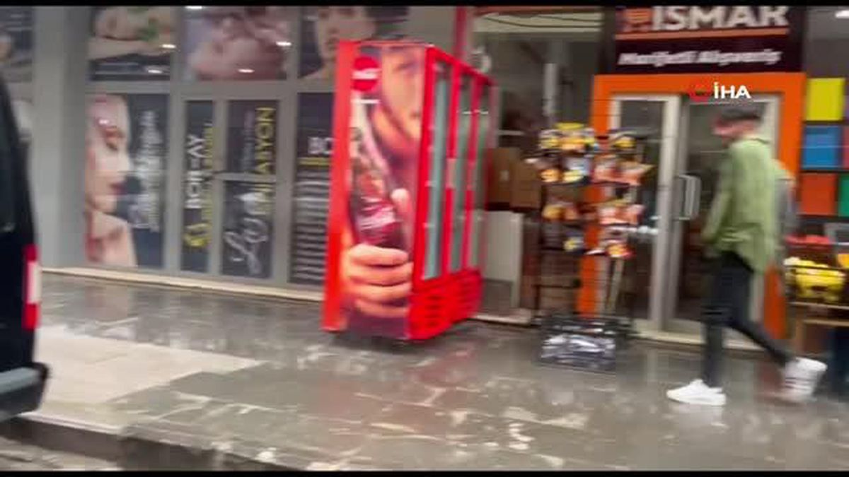 Ağrı'da sağanak etkili oluyor