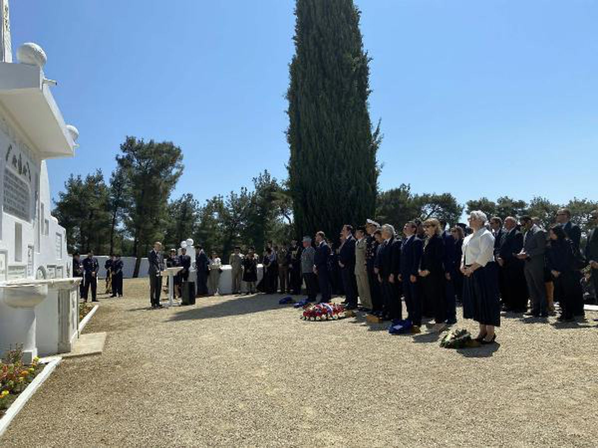 Çanakkale Kara Savaşları'nın 108'inci yıl dönümünde şehitler anıldı (2)