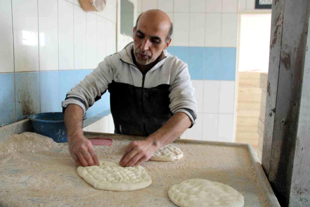 Depremzede Fırıncı Sefa Pemik: 'Akşam yatarken her şeyimiz vardı, kalktığımızda her şeyimiz kayboldu'