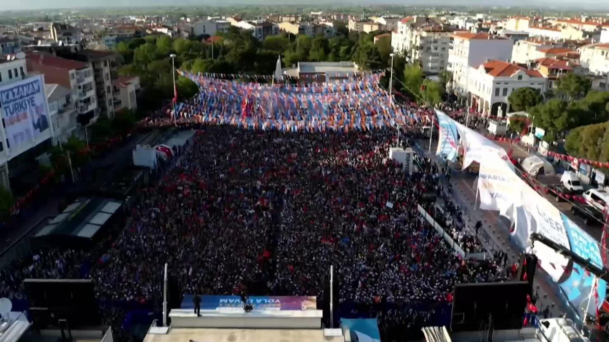 Erdoğan, Manisa'da: 'Her Bir Vatandaşımızın, Anasının Ak Sütü Gibi Helal Olan Hak ve Özgürlüklerini Dilediği Gibi Yaşayabilmesini Sağladık Mı'