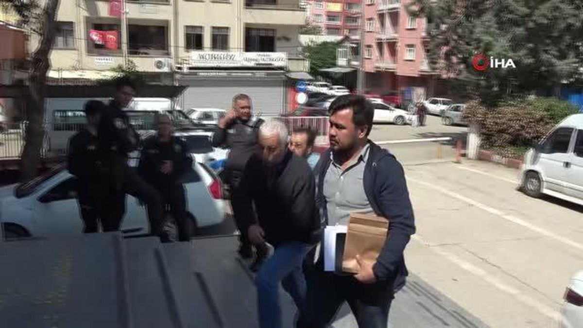 Eşini ve yanındaki akrabasını ayaklarından vuran koca adliyeye sevk edildi