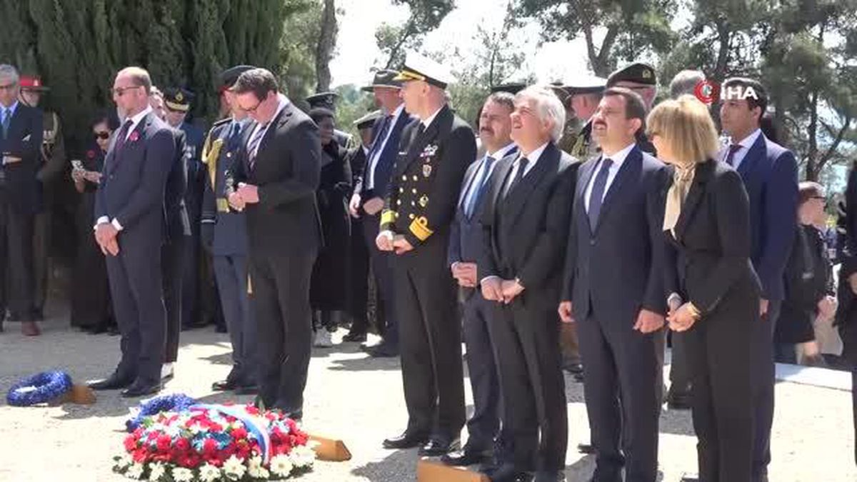 Fransız ve İngiliz Anıtı'nda tören düzenlendi