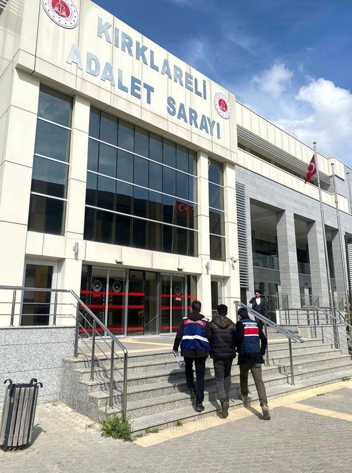 Kırklareli'de 3 terör örgütü şüphelisi yakalandı