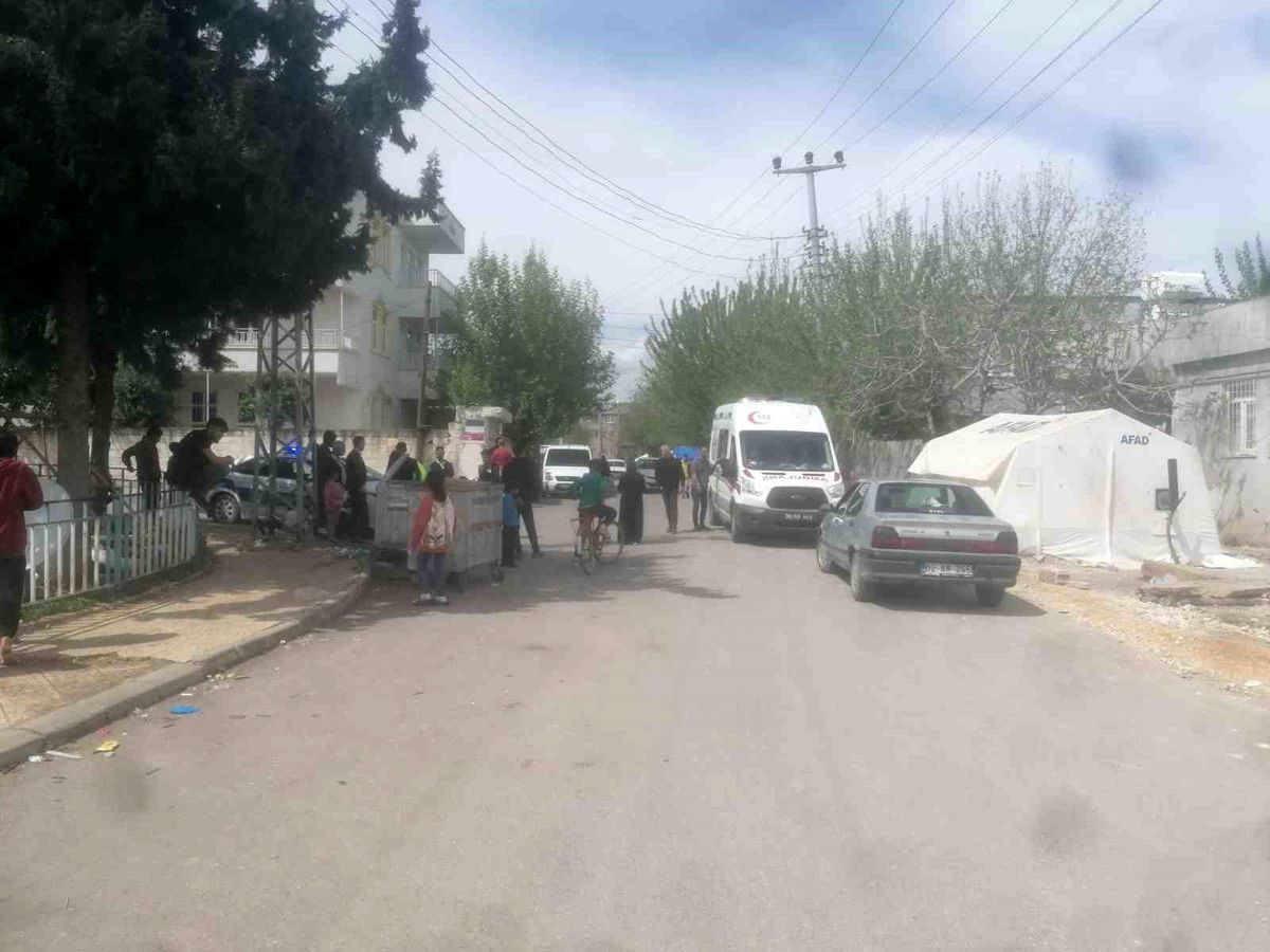 Motosiklet ile otomobil çarpıştı: 1 yaralı