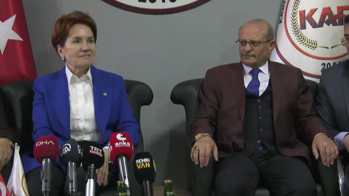 Akşener, Van'da: 'Üzüldüğüm Bir Şey Var. Seçim Seçmenin Bayramıdır, Biz Sanki Seçime Değil de Cenge Gidiyoruz, Allah Allah Nidalarıyla'