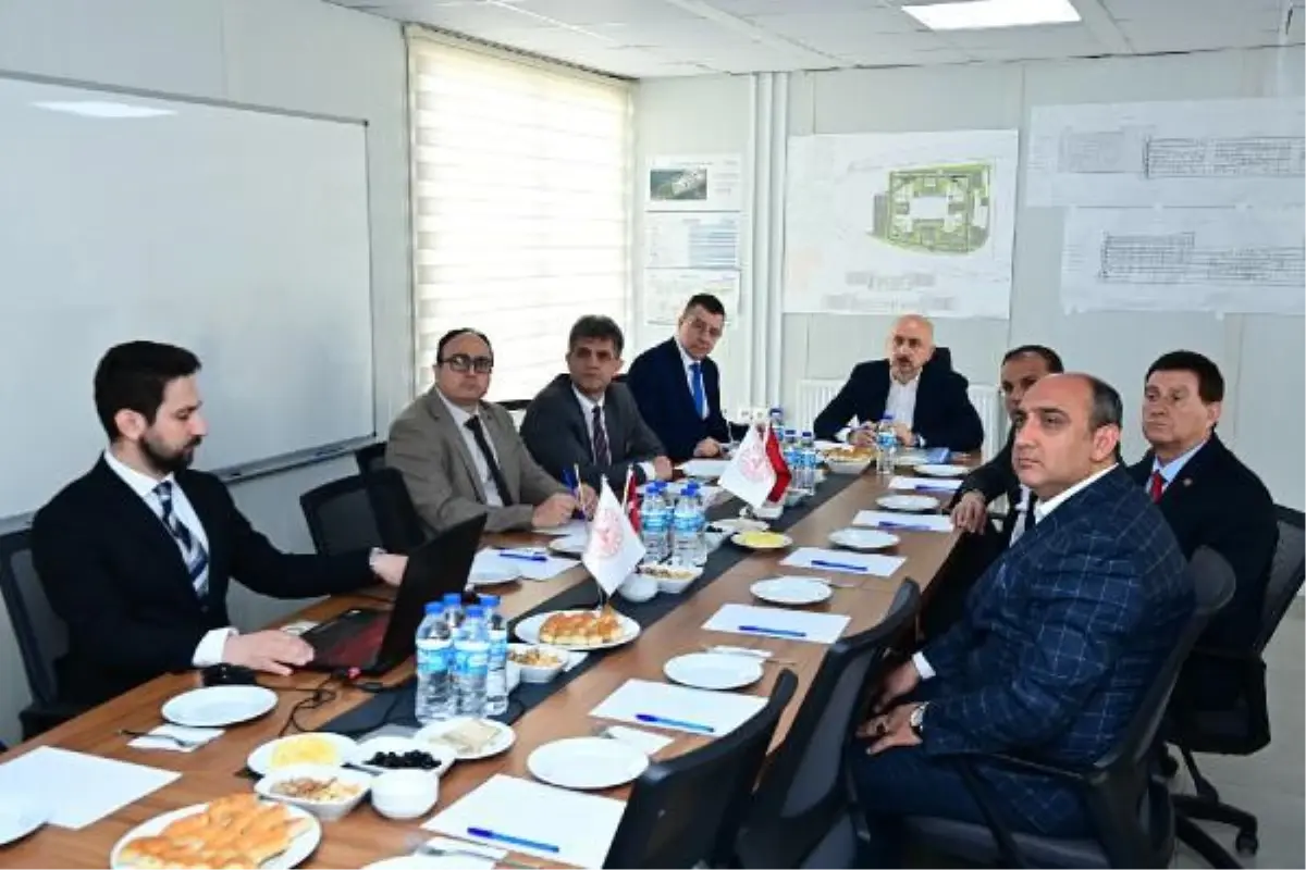 Bakan Karaismailoğlu: Hedefimiz büyük, güçlü Türkiye