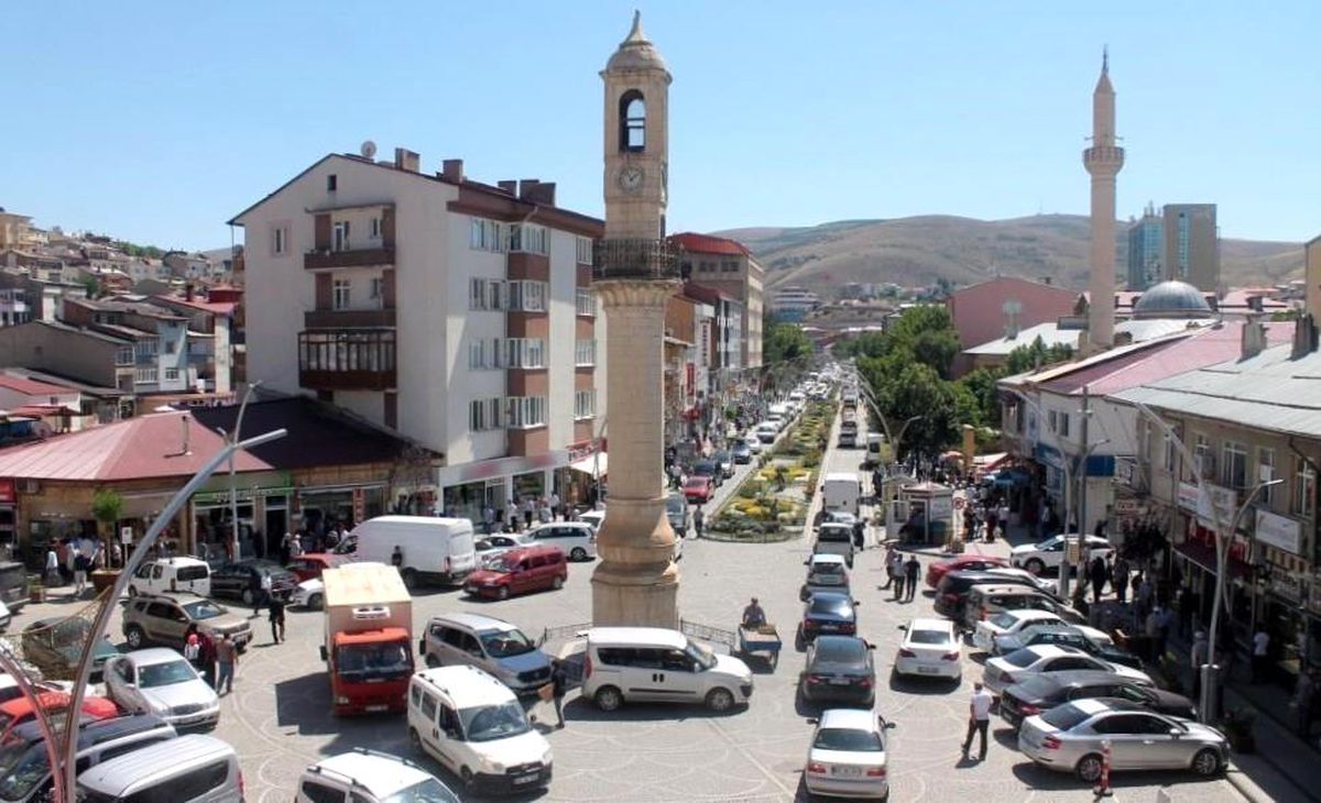 Bayburt'ta trafiğe kayıtlı araç sayısı mart ayı sonu itibarıyla 16 bin 594 oldu