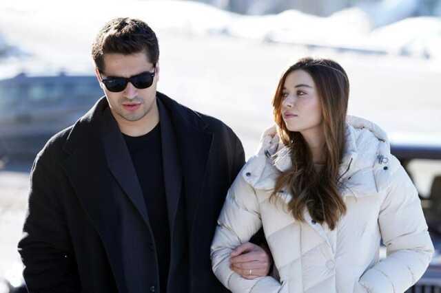 Birlikte tatile çıkan Mert Ramazan Demir ve Afra Saraçoğlu, aşk iddiasını yalanladı Birlikte tatile çıkan Mert Ramazan Demir ve Afra Saraçoğlu, aşk iddiasını yalanladı