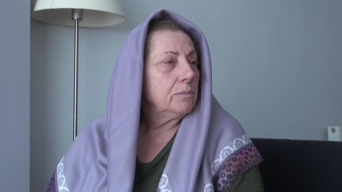 Enkaz Altındaki Altı Günün Ardından Kurtarılan Ümit Gülçilek, Yaşamını Yitiren Eşinin Ölüm Belgesi Alamıyor.