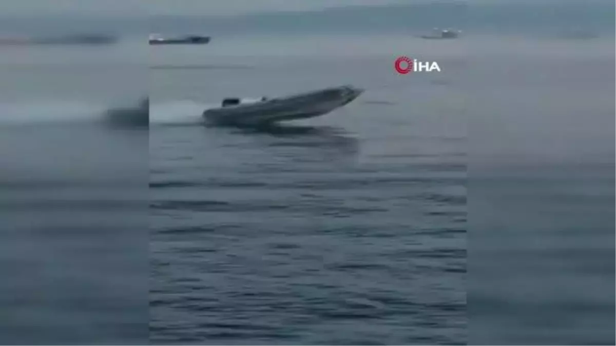 Kartal'da bottan denize düşen üç kişiden biri kayıp