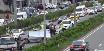 Rize'de hurdaya dönen aracın sahibi yaralandı