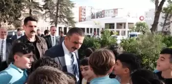 Siirt Valisi Osman Hacıbektaşoğlu, öğrencilerle bir araya geldi