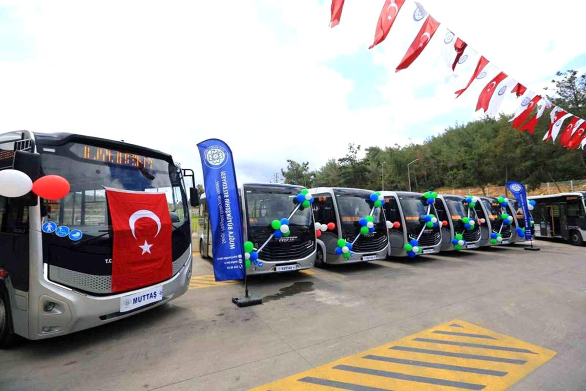 60 yeni otobüsü hizmete alındı