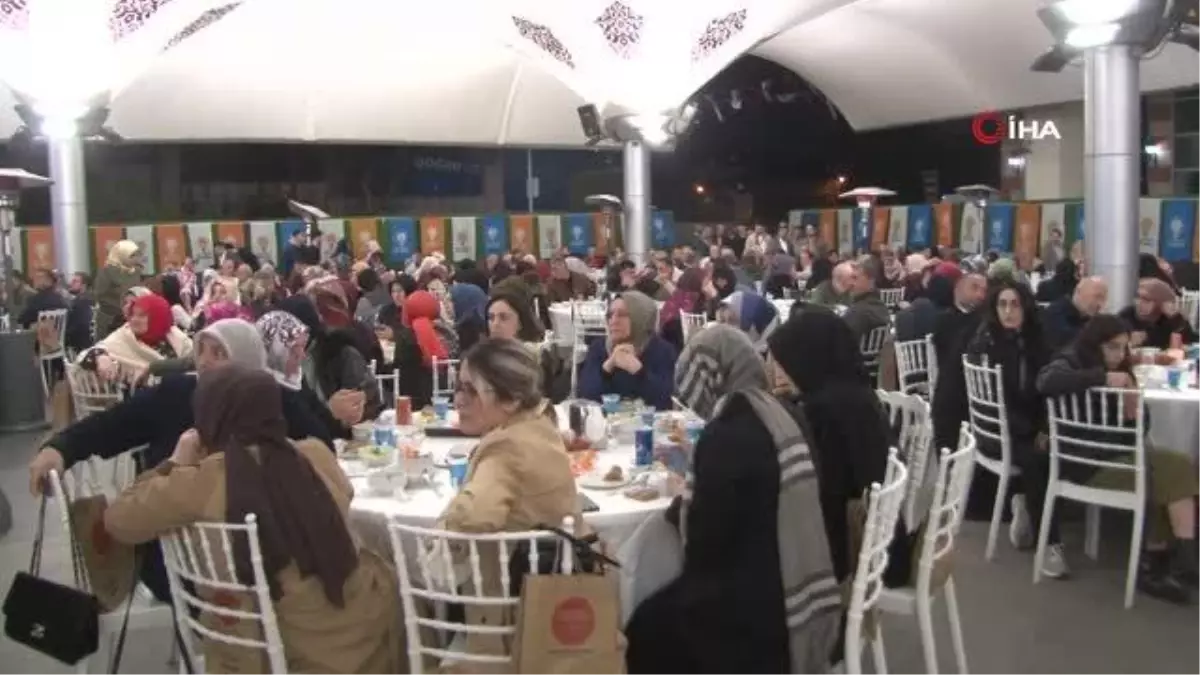 Bakan Soylu, Bağcılar AK Parti İlçe Teşkilatı ile akşam yemeğinde bir araya geldi