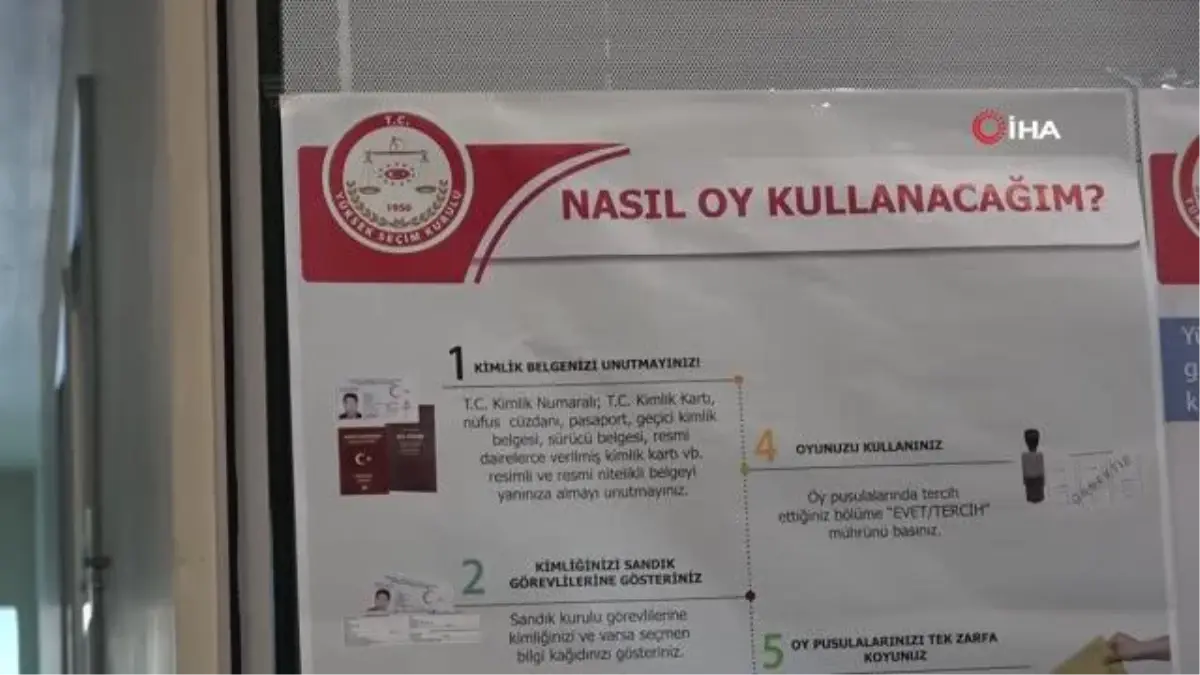 Deniz Hudut Kapısı'nda yurtdışı seçim kütüğüne kayıtlı vatandaşlar oy kullanmaya başladı