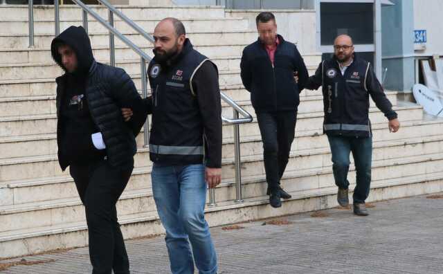 Emeklileri bu yalana inandırıp 8 milyon liralık vurgun yaptılar