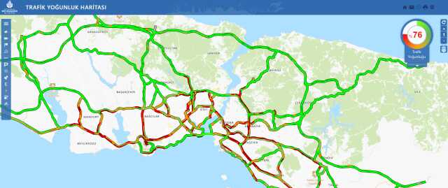 İstanbul'da sağanak yağış hayatı felç etti! Trafik yoğunluğu yüzde 76'ya kadar çıktı