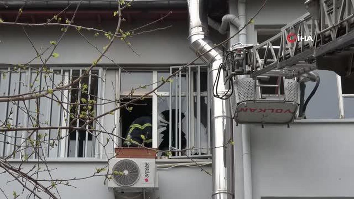 Burdur Gençlik ve Spor İl Müdürlüğünde korkutan yangın